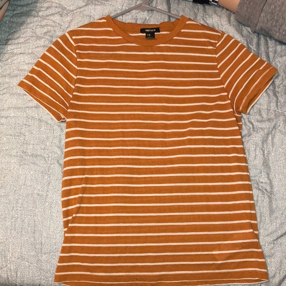 Forever 21 Tops - Cute striped shirt
